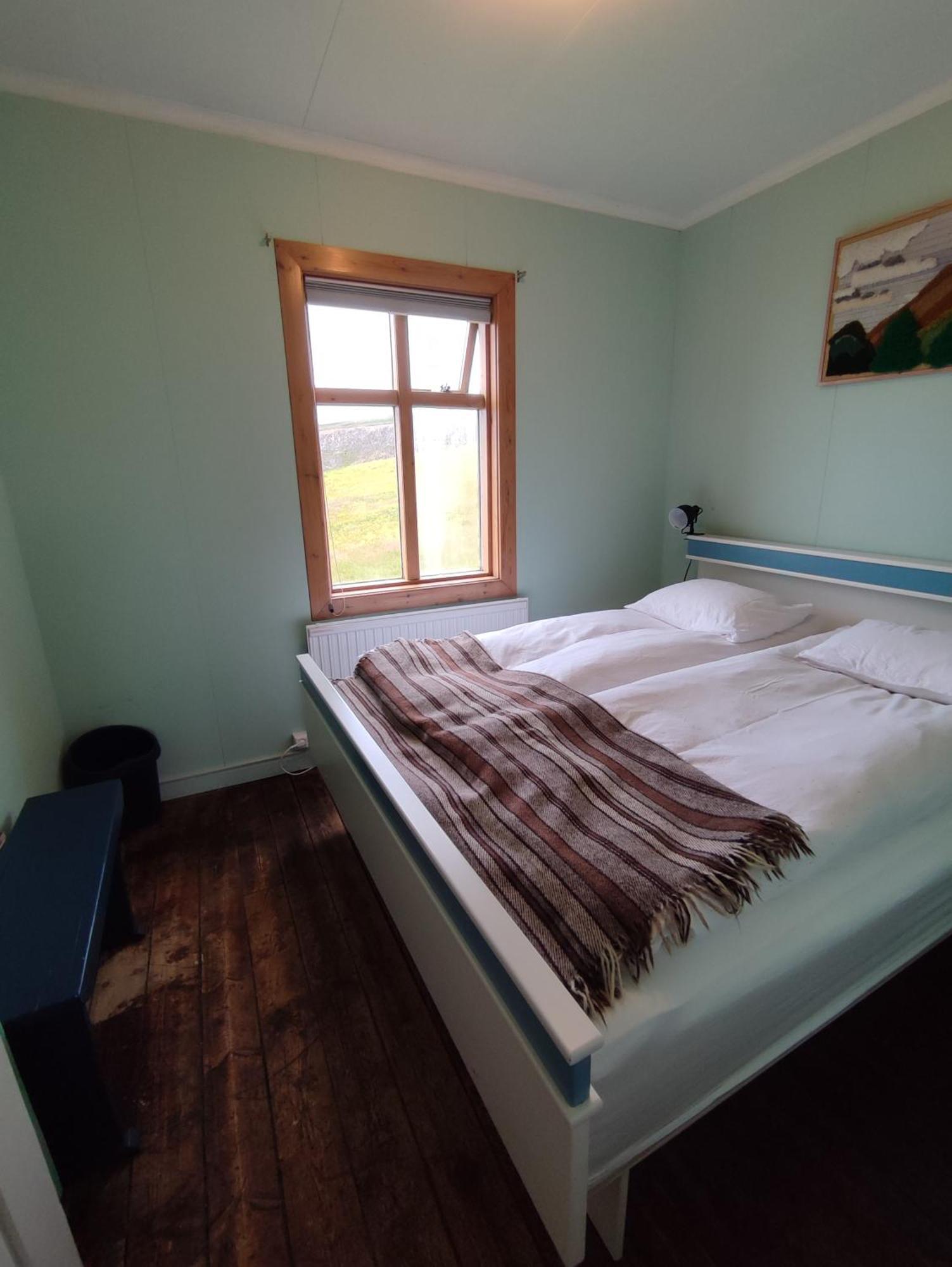 Happy-Cove Guesthouse - By The Sea Bakkafjorthur الغرفة الصورة